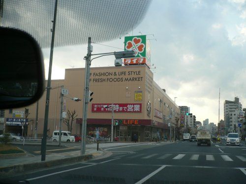 ライフ・本山店の画像