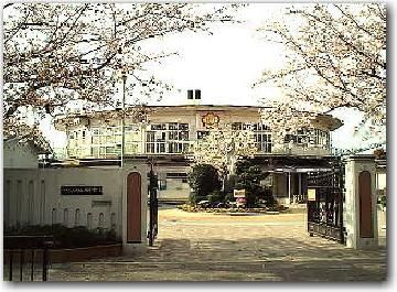 八尾市立 南山本小学校の画像