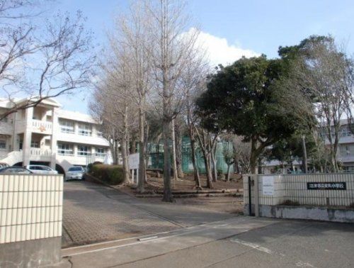 沼津市立愛鷹小学校の画像