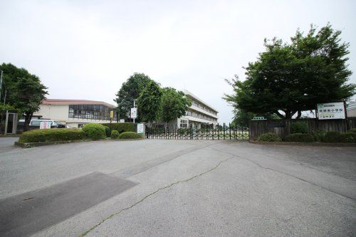 箕郷東小学校の画像