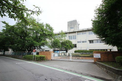 堤ヶ岡小学校の画像