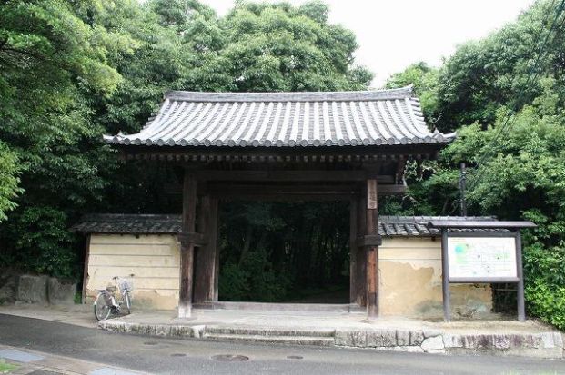 秋篠寺の画像
