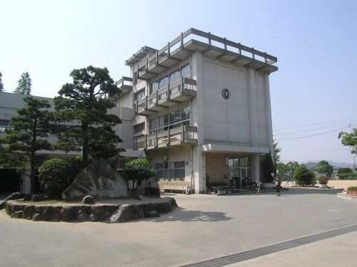 米田小学校の画像