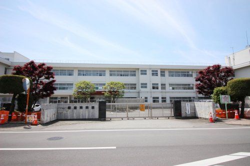 伊勢崎市立赤堀小学校の画像