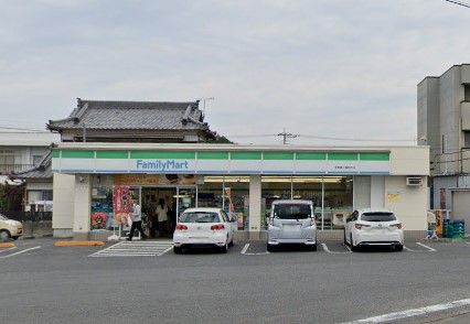 ファミリーマート伊勢崎上諏訪町店の画像