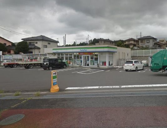 ファミリーマート 渋川諏訪ノ木店の画像