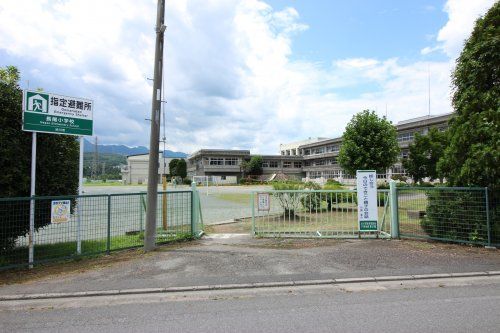 渋川市立長尾小学校の画像
