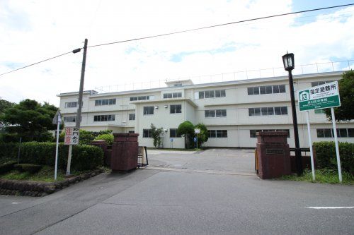 渋川市立渋川北中学校の画像