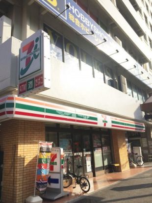 セブン−イレブン 名古屋大須４大津通店の画像