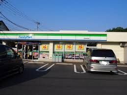  ファミリーマート みなとや鶴川店の画像