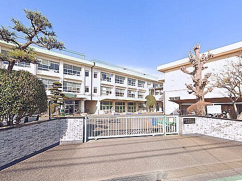 平塚市立岡崎小学校の画像