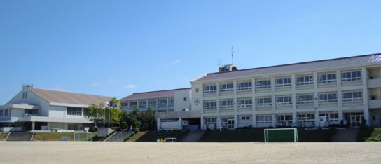 東広島市立西条小学校の画像