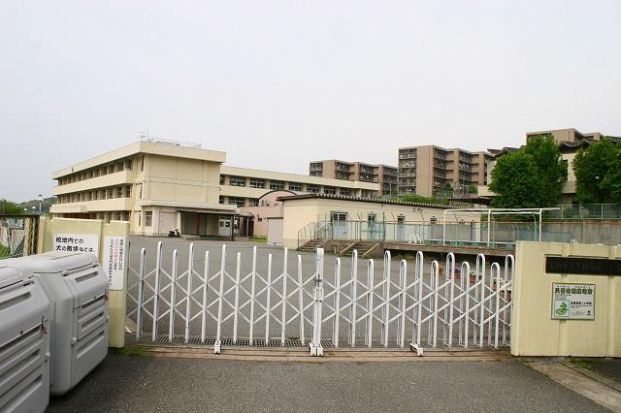 生駒市立生駒南第二小学校の画像