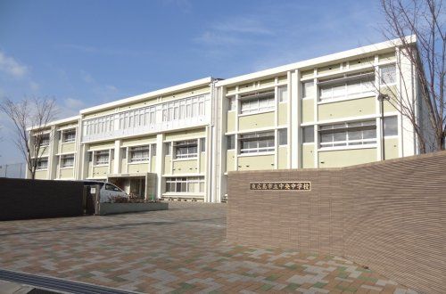東広島市立 中央中学校の画像