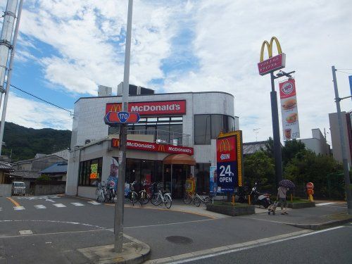 マクドナルド　外環教興寺店の画像