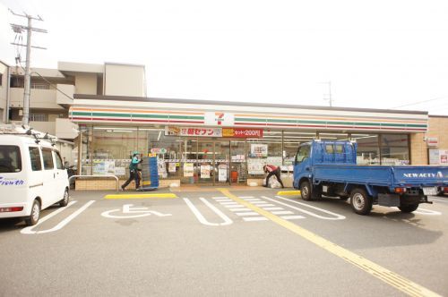  セブン−イレブン 大阪長吉川辺２丁目店の画像
