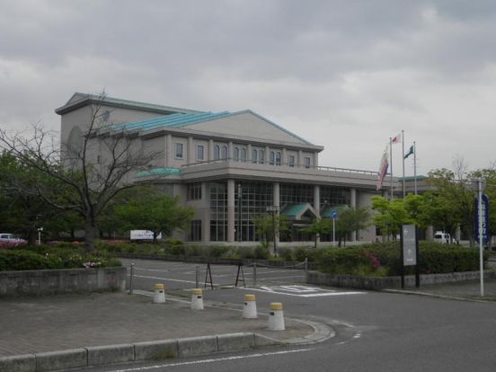 東広島市立黒瀬図書館の画像