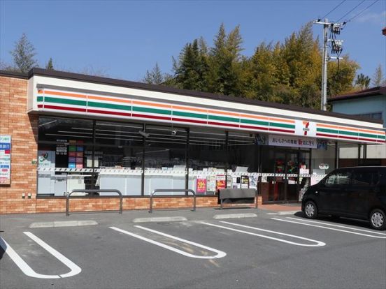 セブン-イレブン 東広島八本松東店の画像