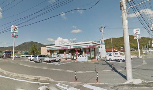 セブンイレブン東広島吉川店の画像