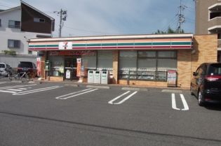 セブンイレブン 東広島西条下見鴻の巣店の画像