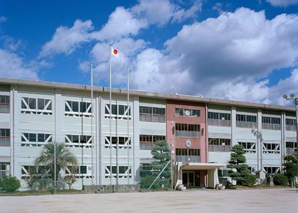 海田東小学校の画像