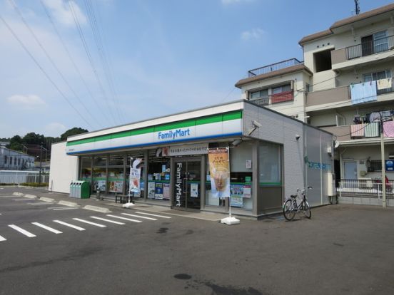 ファミリーマート 東戸塚名瀬下店の画像