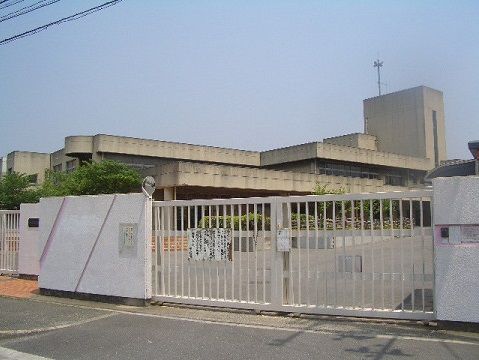 四條畷市立岡部小学校の画像