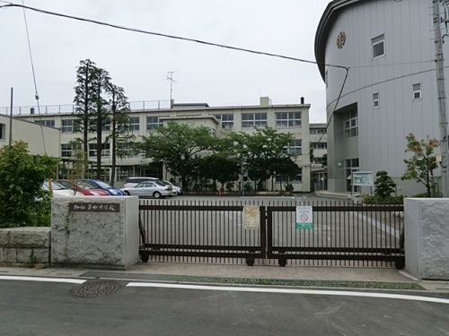 草加市立草加中学校の画像