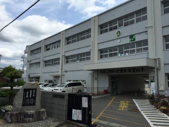 有田市立田鶴小学校の画像