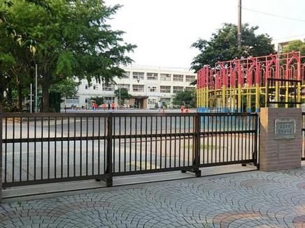 横浜市立 潮田小学校の画像