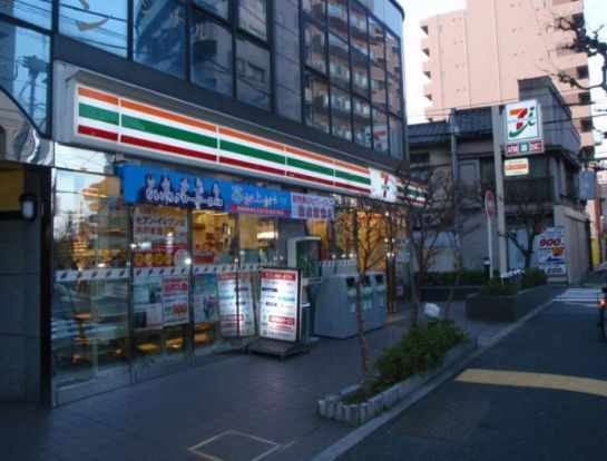 セブン-イレブン 荒川５丁目店の画像