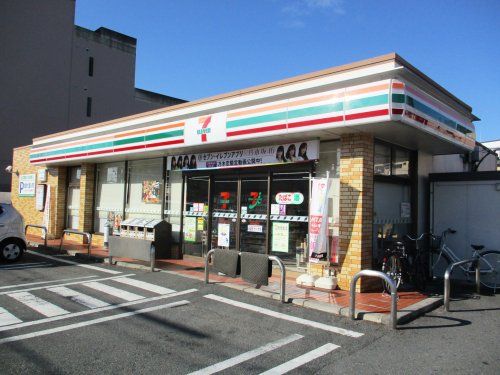 セブン−イレブン京都西九条菅田町店の画像