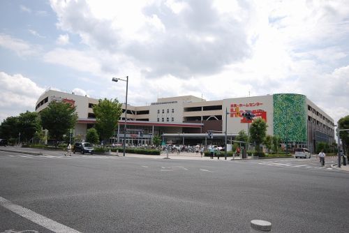 島忠ホームズ宮原店の画像