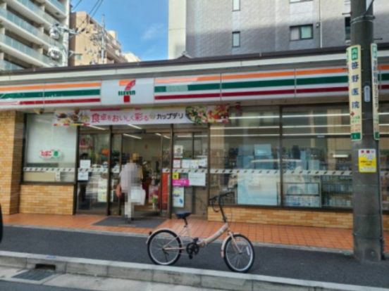 セブン−イレブン 名古屋泉１丁目店の画像