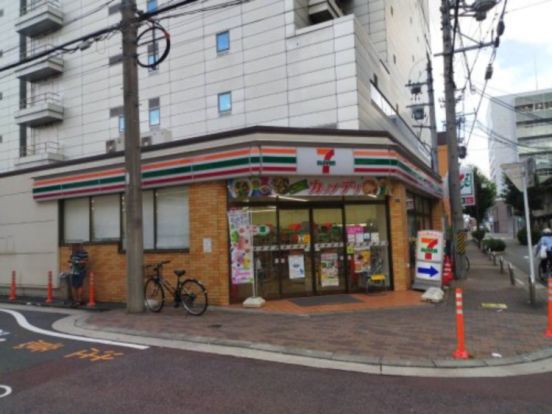 セブンイレブン名古屋今池駅北店の画像