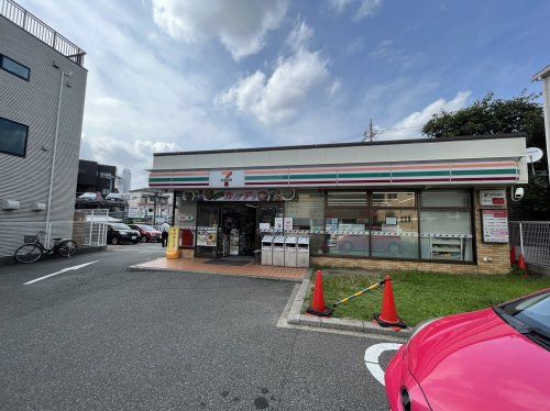 セブン−イレブン 名古屋覚王山店の画像