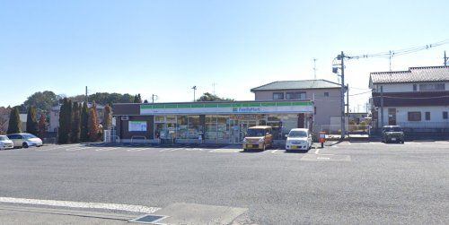 ファミリーマート伊奈南店の画像