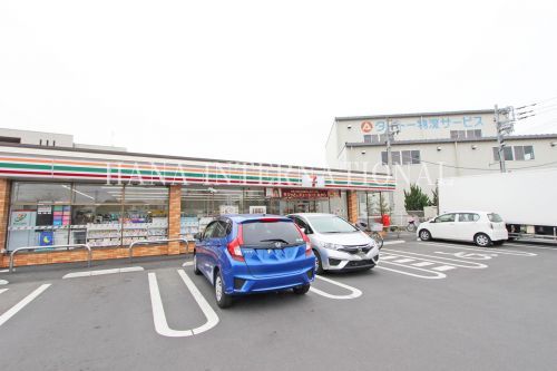 セブンイレブン草加谷塚上町店の画像