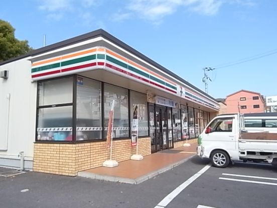 セブンイレブン大東谷川２丁目店の画像