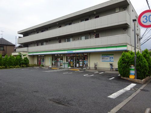 ファミリーマート鹿骨前沼橋店の画像