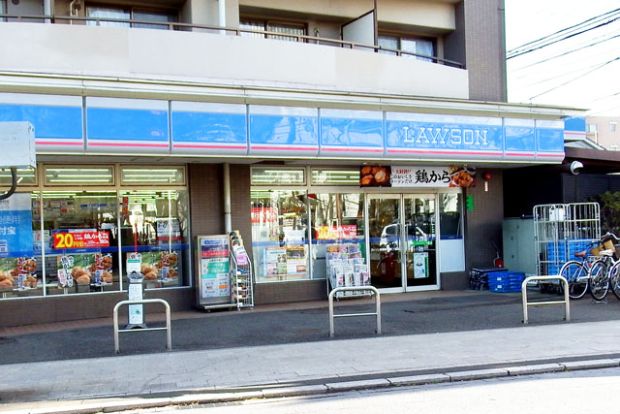 ローソン 給田四丁目店の画像