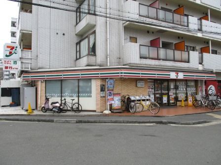 セブンイレブン 西京極駅前店の画像