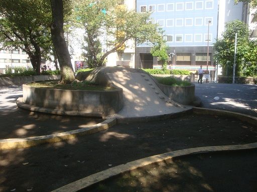 お茶の水公園の画像