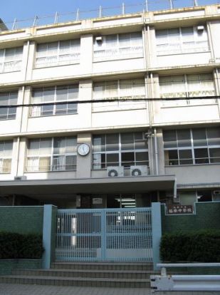 大阪市立梅南中学校の画像