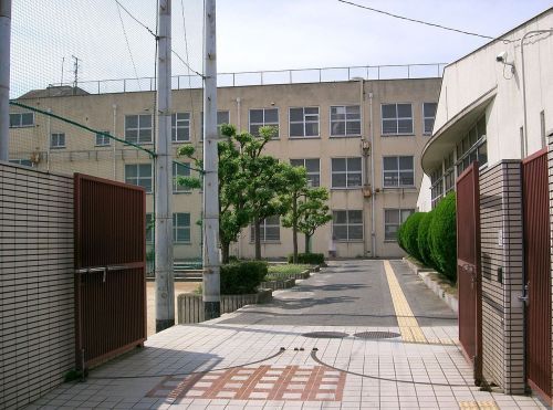 大阪市立 住吉中学校の画像