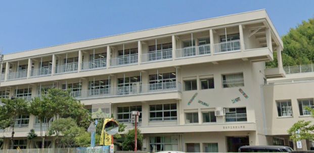 高知市立泉野小学校の画像