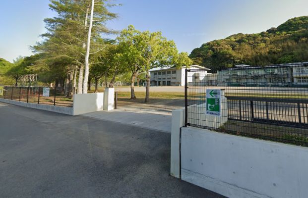 春野東小学校の画像