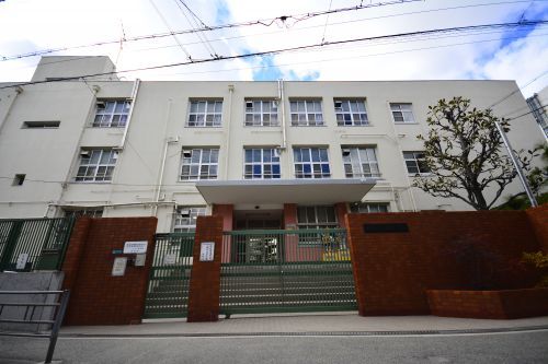 大阪市立高松小学校の画像