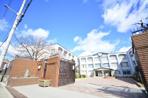 大阪市立文の里中学校の画像