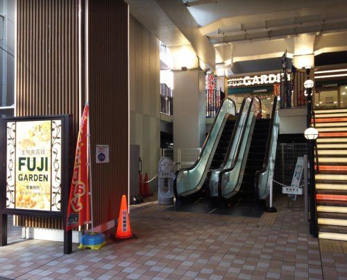 富士ガーデン二子新地駅前店の画像